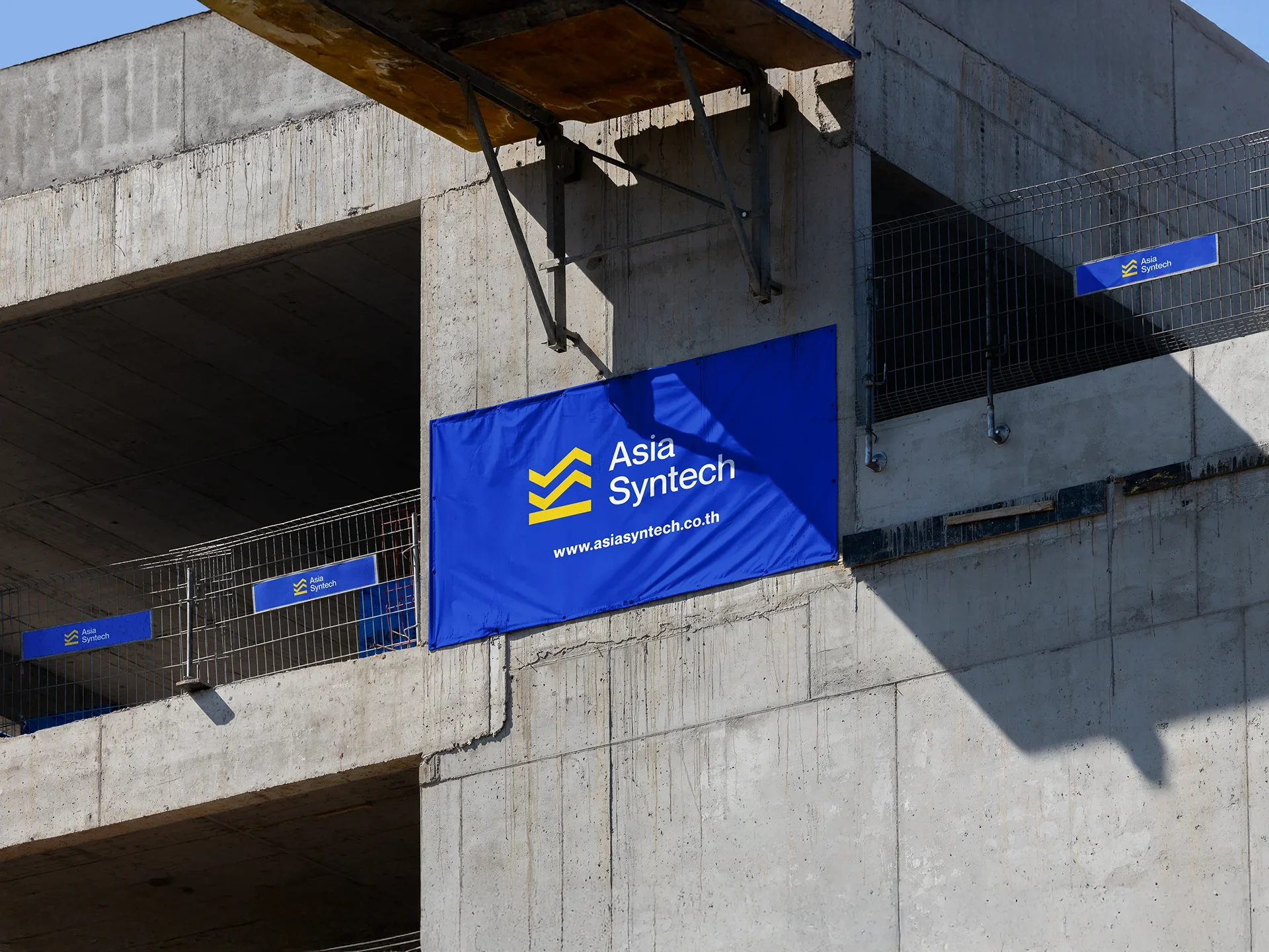 Logo 1 Construction Banner